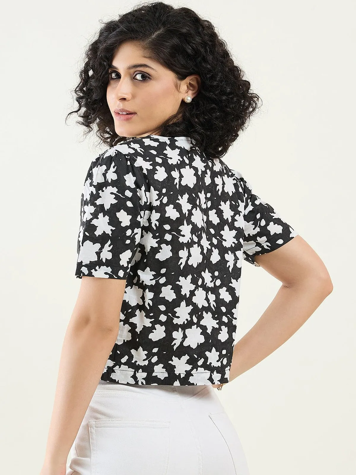 Half-Sleeves Floral Cropped Shirt top