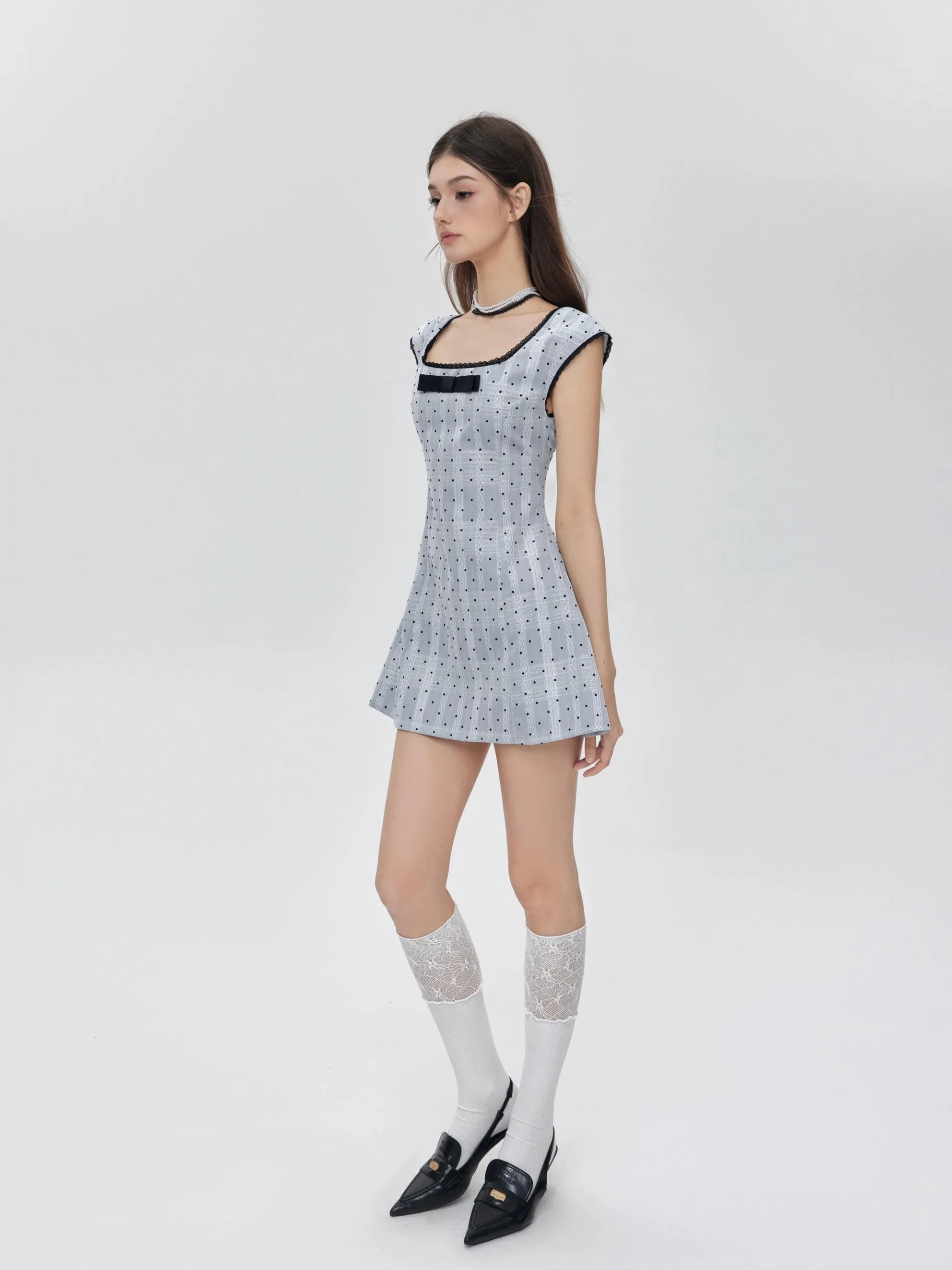 Just a little bit dramatic mini dress
