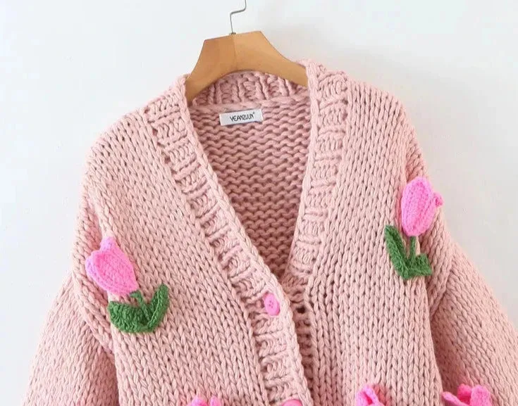 MIKAS KNITTED CARDIGAN
