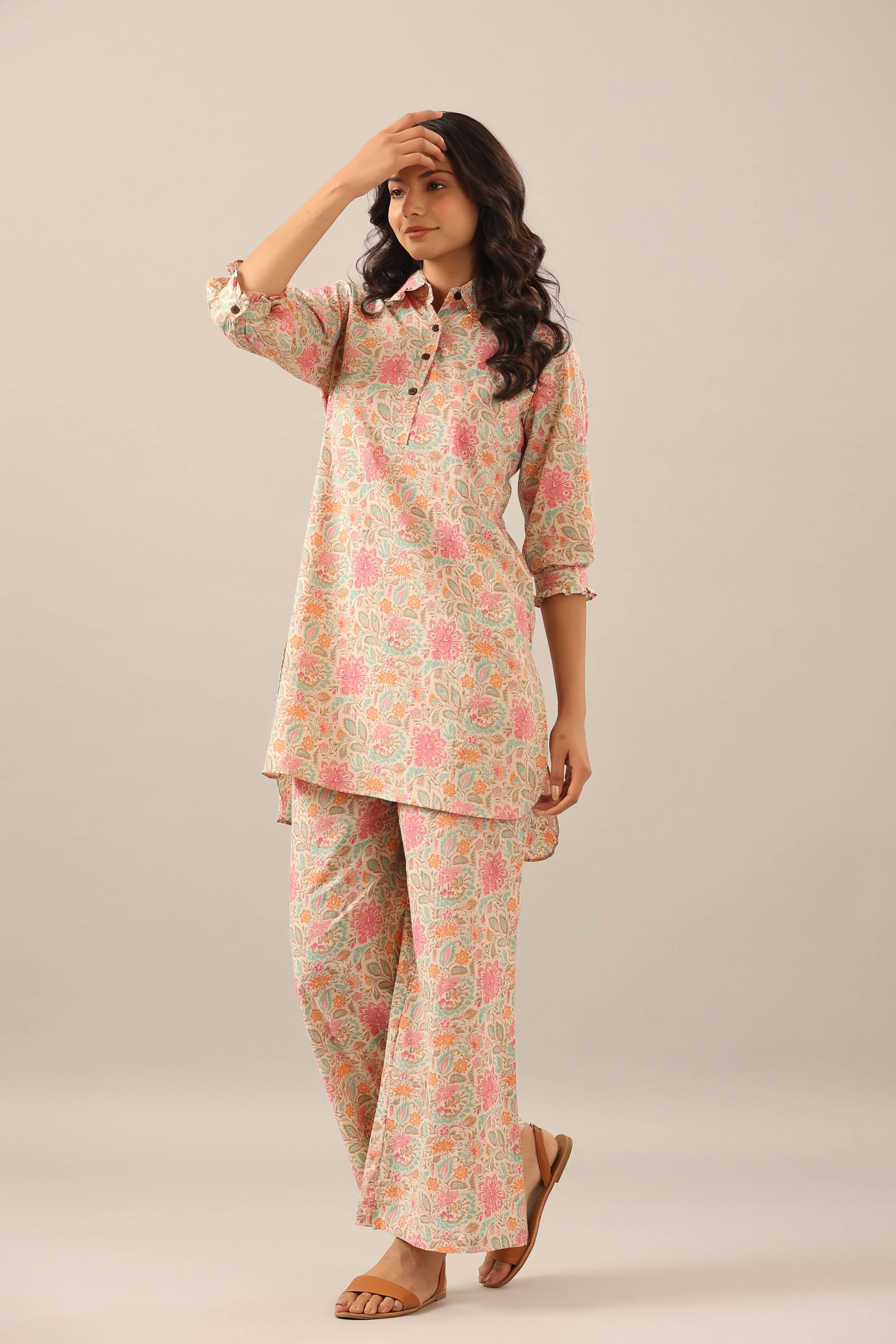 Pastel Jaal on Peach Collared Smoked Sleeves Palazzo Loungewear Set